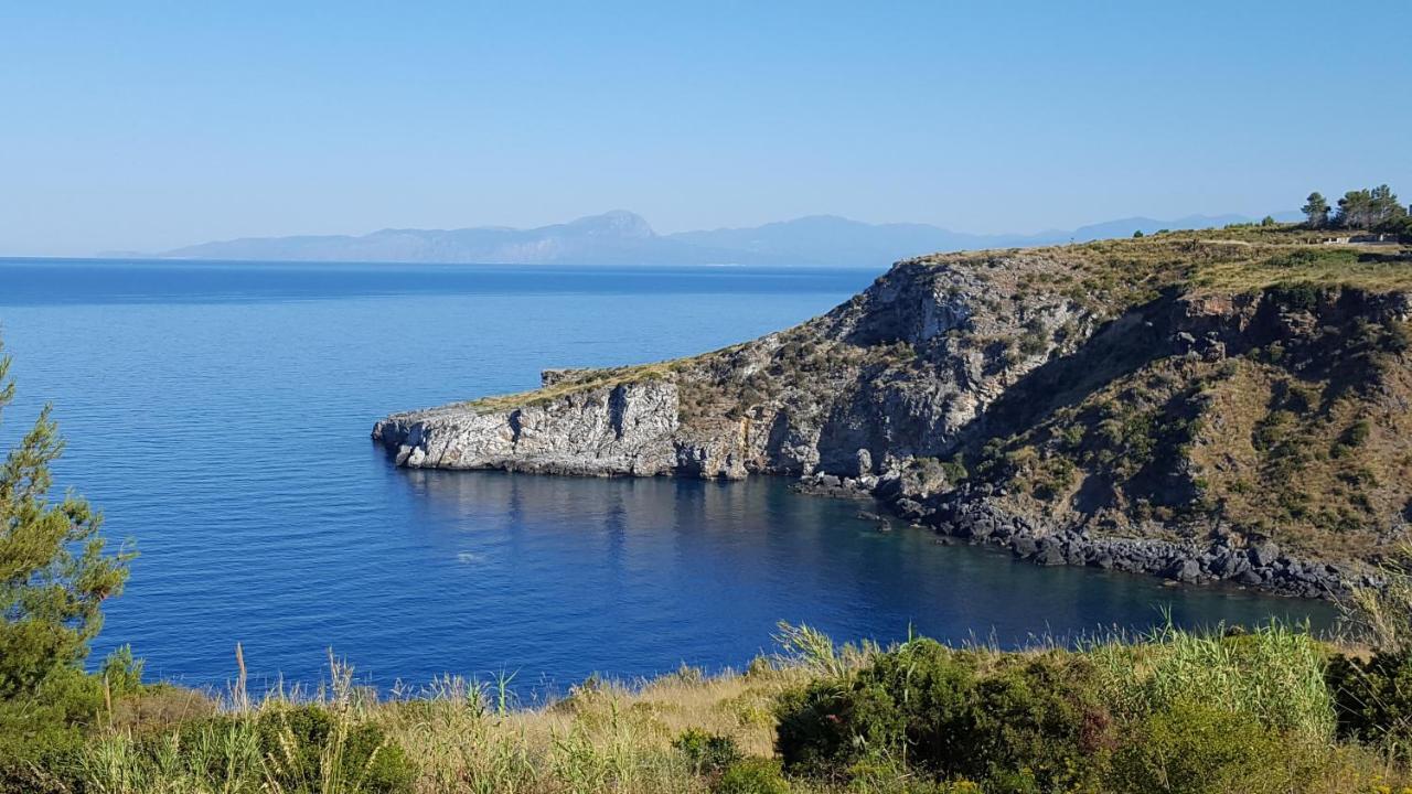 La Suite Del Faro Скалея Экстерьер фото
